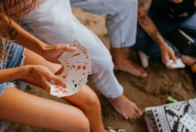 game Debet Baccarat